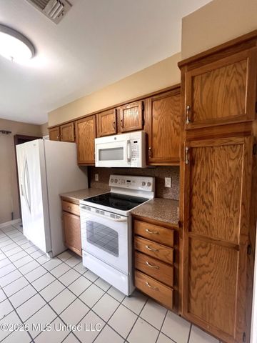 15309-r Royal Street, Gulfport, MS 39503
