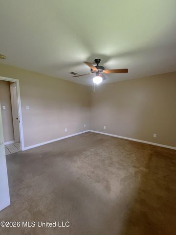 15309-r Royal Street, Gulfport, MS 39503