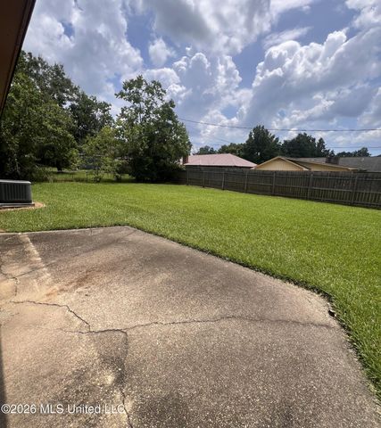15309-r Royal Street, Gulfport, MS 39503