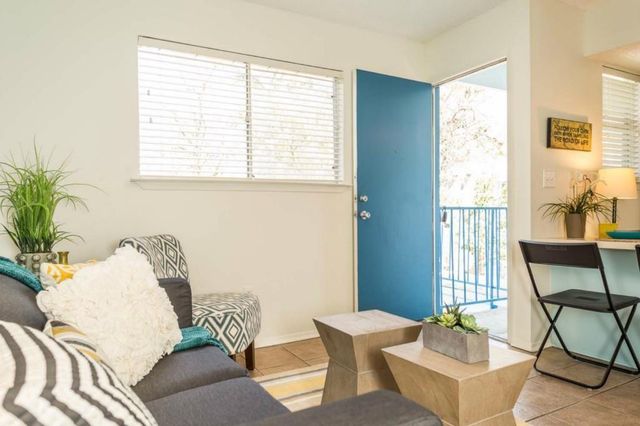 3405 Helms ST 204, Austin, TX 78705