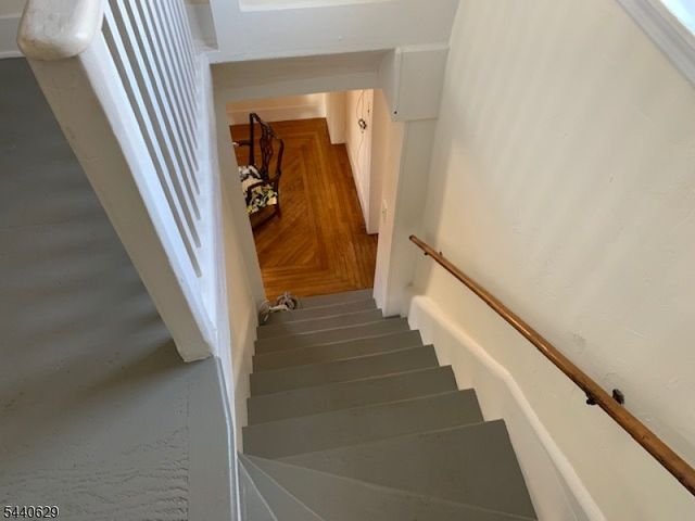 14 Hoffman Rd, Clinton Twp., NJ 08833