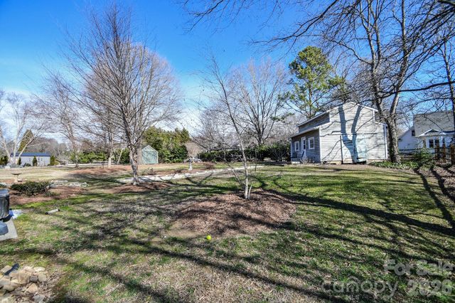 5314 Woodridge Drive, Wesley Chapel, NC 28110