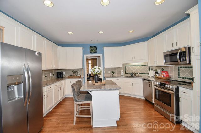 5314 Woodridge Drive, Wesley Chapel, NC 28110