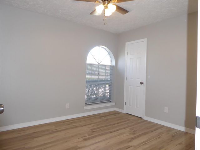 2911 Mariner Drive, League City, TX 77573