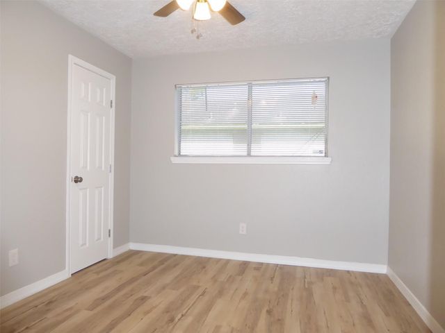 2911 Mariner Drive, League City, TX 77573