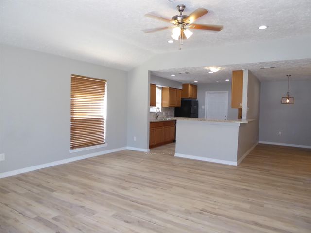 2911 Mariner Drive, League City, TX 77573