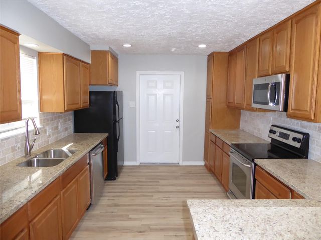 2911 Mariner Drive, League City, TX 77573