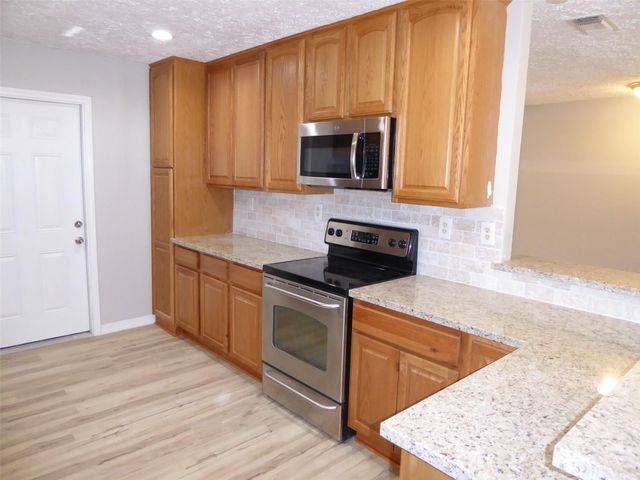 2911 Mariner Drive, League City, TX 77573