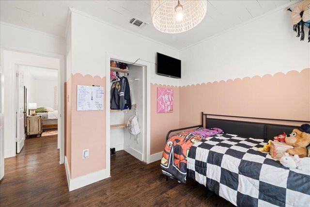 8724 Laredo Street, Navarre, FL 32566