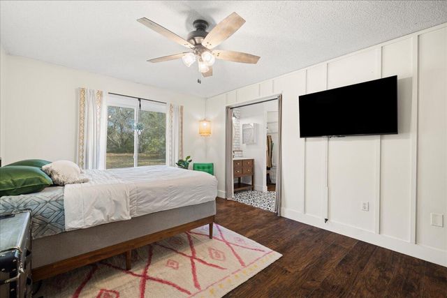 8724 Laredo Street, Navarre, FL 32566