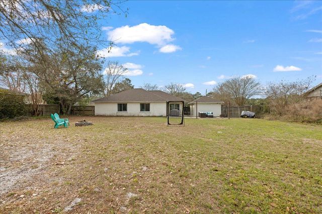 8724 Laredo Street, Navarre, FL 32566