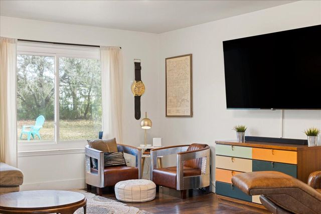 8724 Laredo Street, Navarre, FL 32566