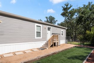 229 Forest Lane Drive B, Mabank, TX 75156