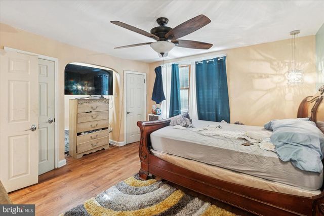 213 E CLAREMONT RD, Philadelphia, PA 19120