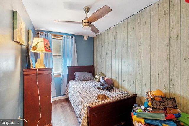 213 E CLAREMONT RD, Philadelphia, PA 19120