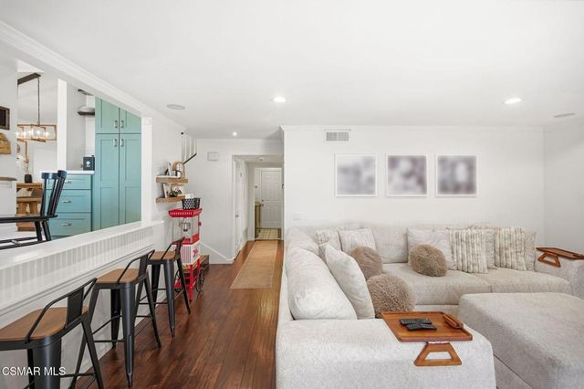 3489 Birdsong Avenue, Thousand Oaks, CA 91360