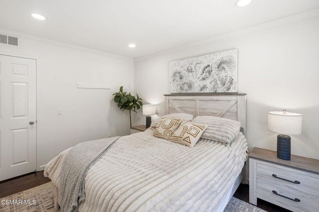 3489 Birdsong Avenue, Thousand Oaks, CA 91360