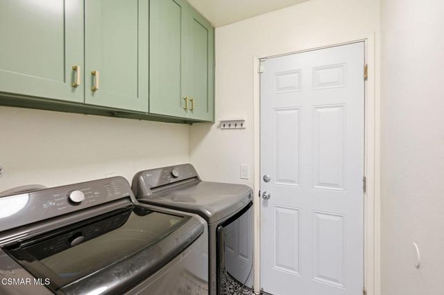3489 Birdsong Avenue, Thousand Oaks, CA 91360