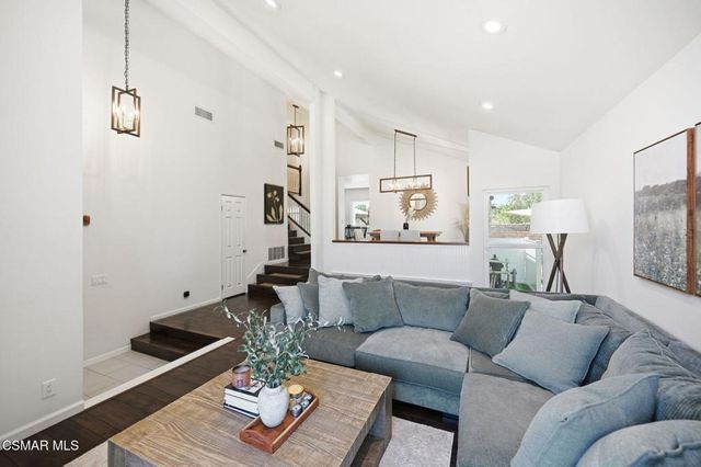 3489 Birdsong Avenue, Thousand Oaks, CA 91360