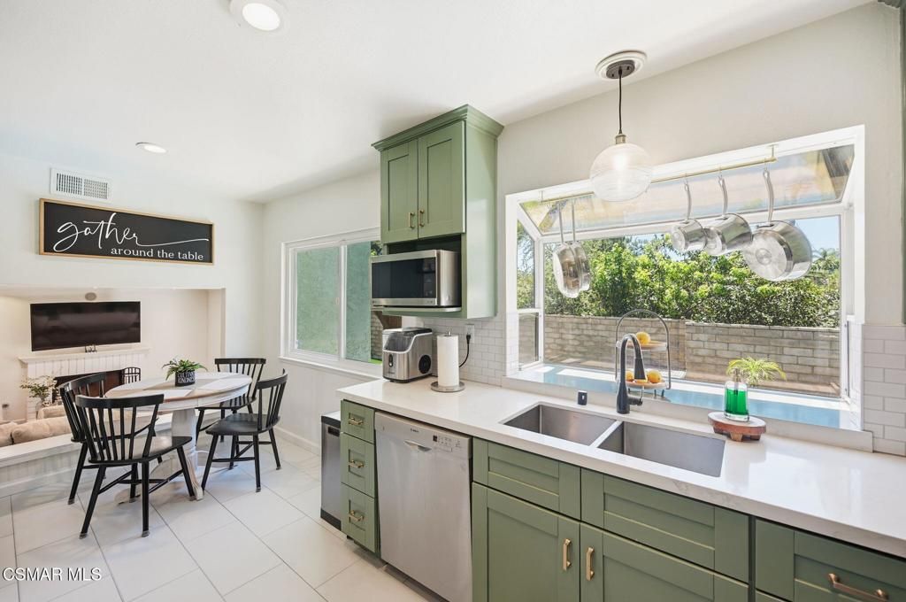 3489 Birdsong Avenue, Thousand Oaks, CA 91360 — photo 3