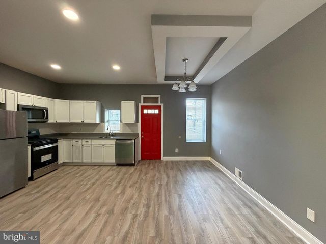 3427 DUPONT AVE, Baltimore, MD 21215