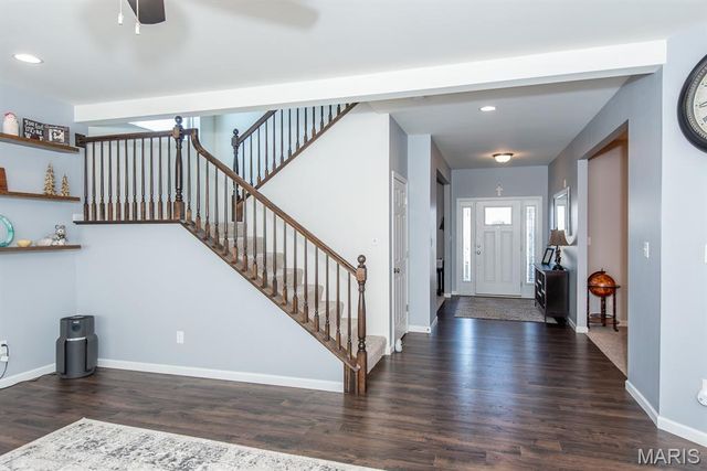 202 Burrograss Drive, Wentzville, MO 63385