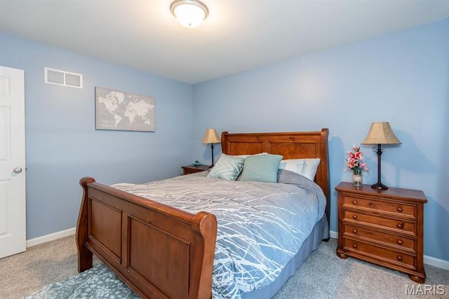 202 Burrograss Drive, Wentzville, MO 63385