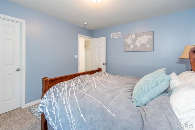 202 Burrograss Drive, Wentzville, MO 63385