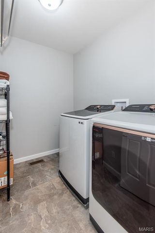 202 Burrograss Drive, Wentzville, MO 63385