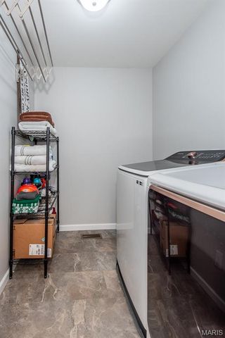 202 Burrograss Drive, Wentzville, MO 63385