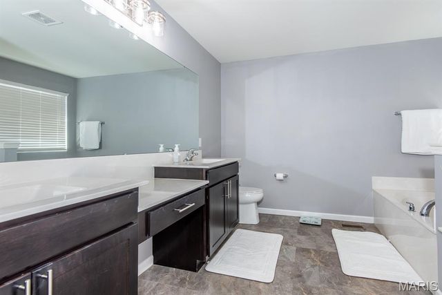 202 Burrograss Drive, Wentzville, MO 63385