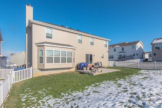 202 Burrograss Drive, Wentzville, MO 63385