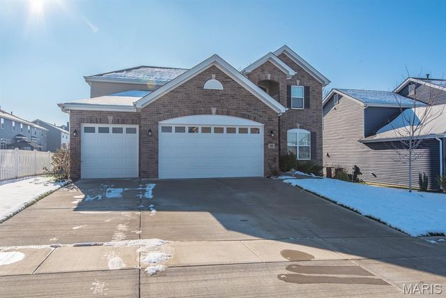 202 Burrograss Drive, Wentzville, MO 63385