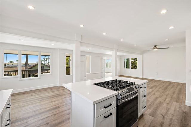 334 N Coast Hwy A, Laguna Beach, CA 92651
