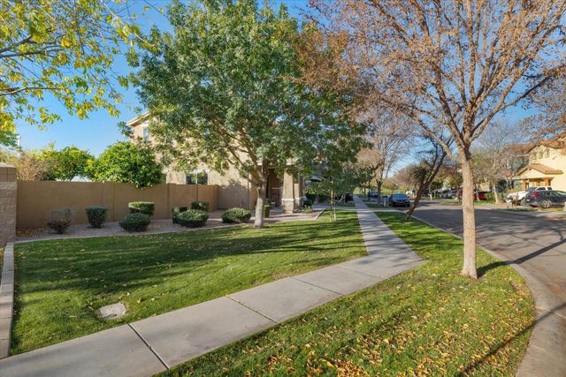 3437 E Mesquite Street, Gilbert, AZ 85296