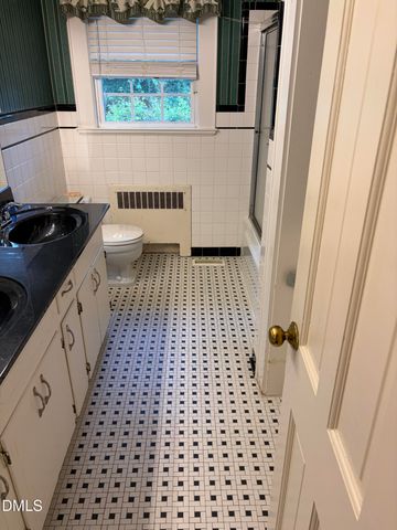 1206 E Cumberland Street, Dunn, NC 28334
