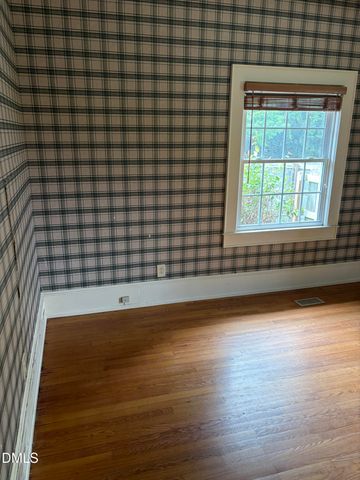 1206 E Cumberland Street, Dunn, NC 28334