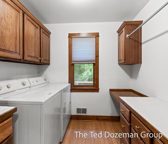 16565 Greenly Street, Park Twp, MI 49424