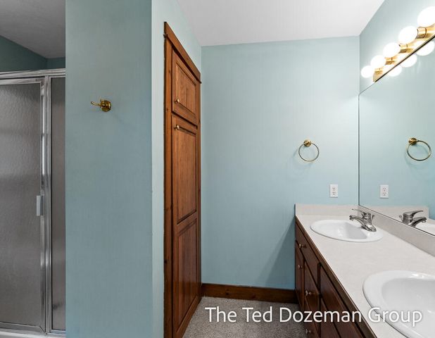 16565 Greenly Street, Park Twp, MI 49424