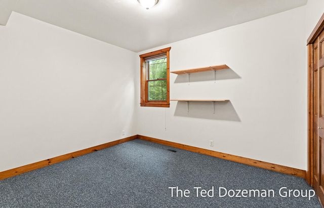16565 Greenly Street, Park Twp, MI 49424