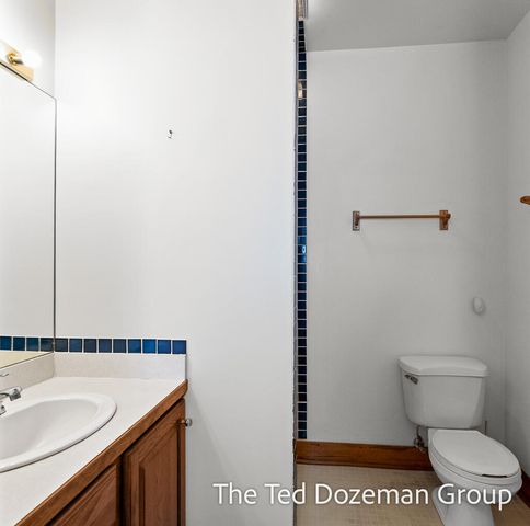 16565 Greenly Street, Park Twp, MI 49424