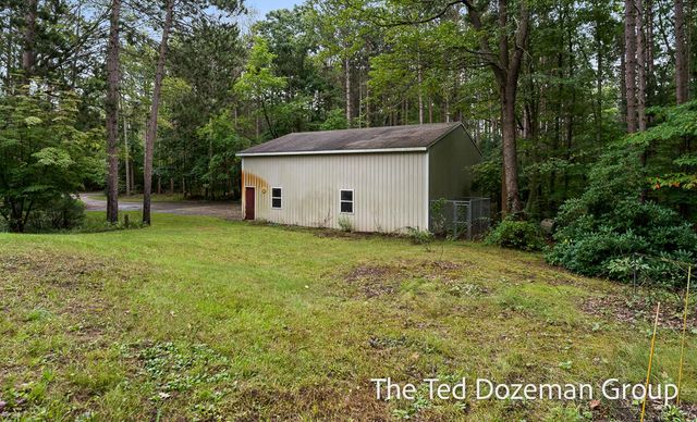 16565 Greenly Street, Park Twp, MI 49424