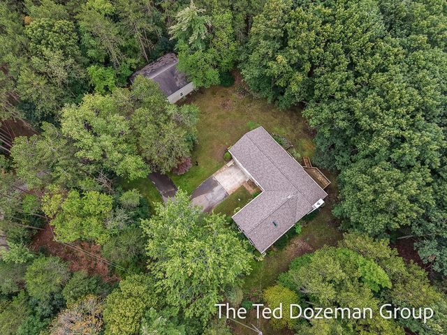 16565 Greenly Street, Park Twp, MI 49424