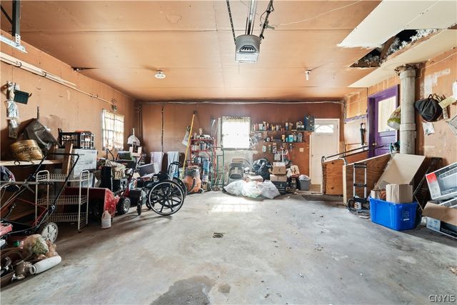 318 David Drive, Clay, NY 13212