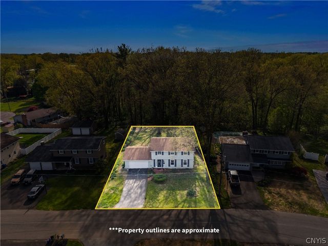 318 David Drive, Clay, NY 13212