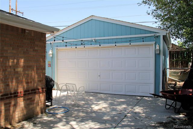 8980 Hickory Place, Denver, CO 80229