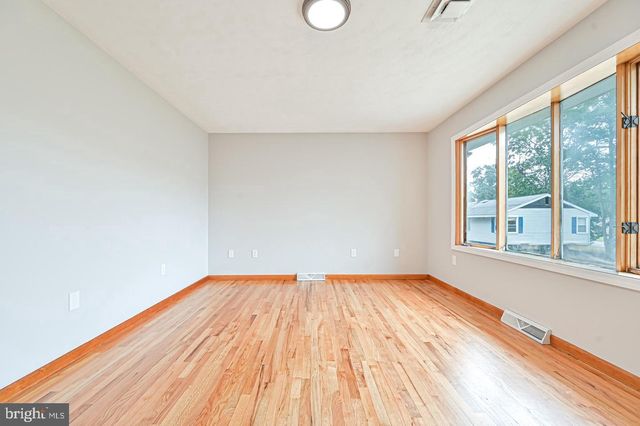 312 HENDERSON AVE, Millville, NJ 08332