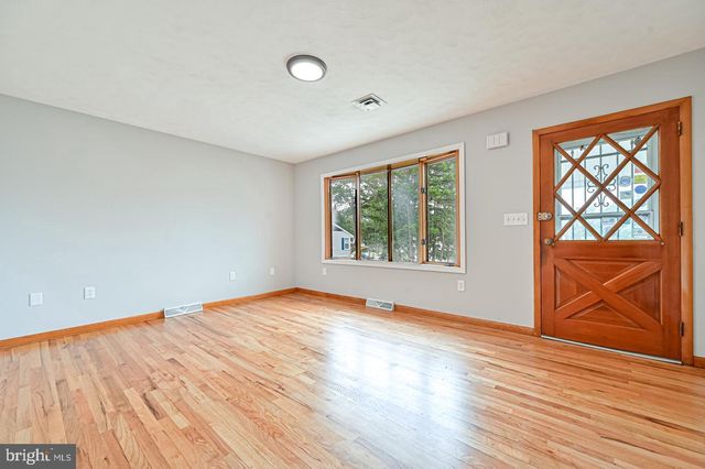 312 HENDERSON AVE, Millville, NJ 08332