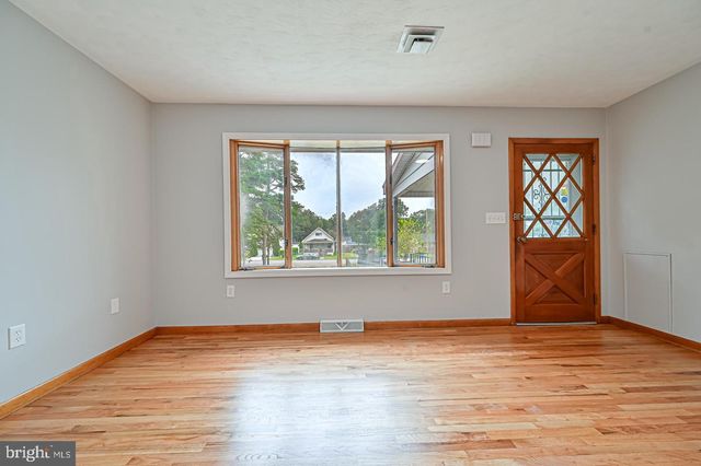 312 HENDERSON AVE, Millville, NJ 08332