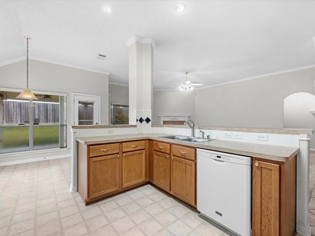 16650 Bluefin Street, Crosby, TX 77532